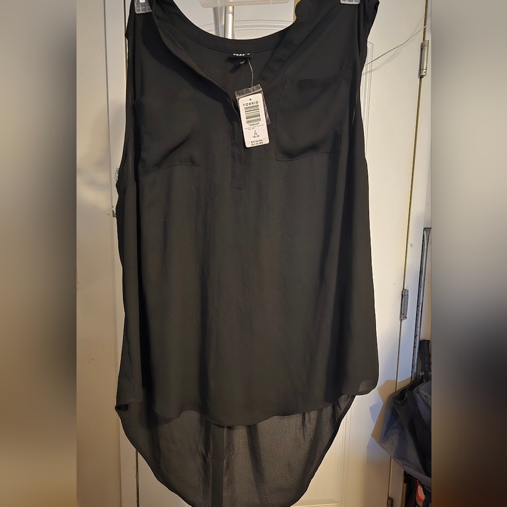 Torrid Black Sleeveless Tank Top